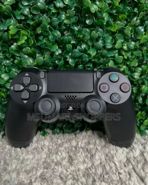 Ps4 Slim - Uses Kutoka Uk  A+ , Beii 650,000/= 