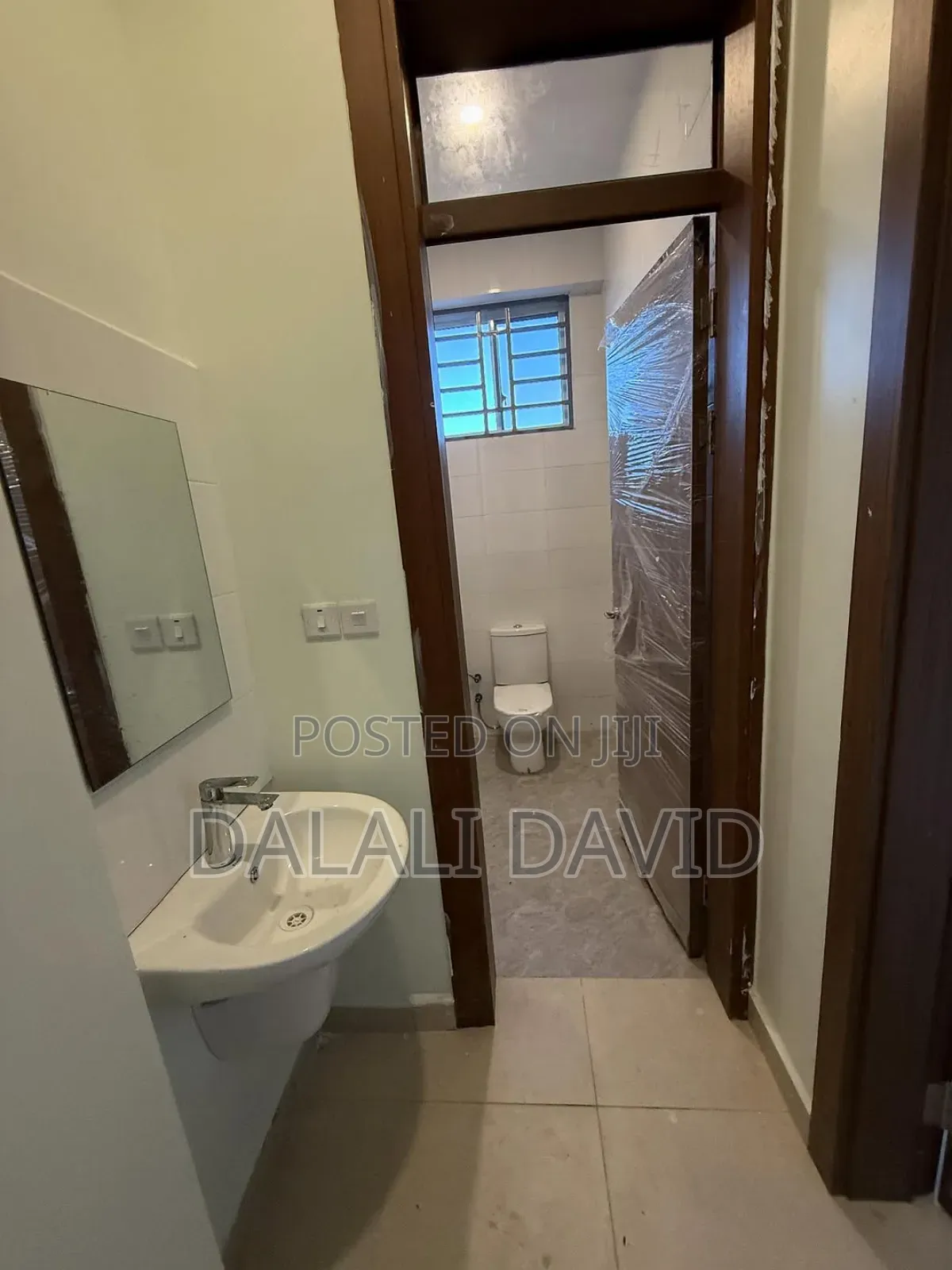 3bdrm Apartment in Kawe Beach for rent