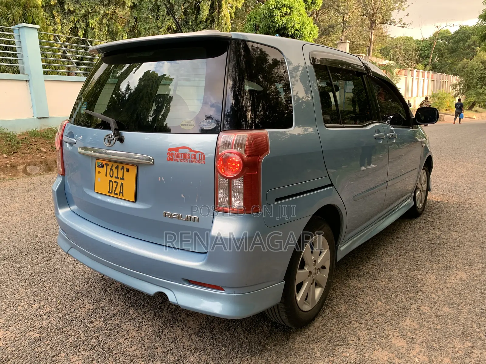 Toyota Raum 2006 Blue