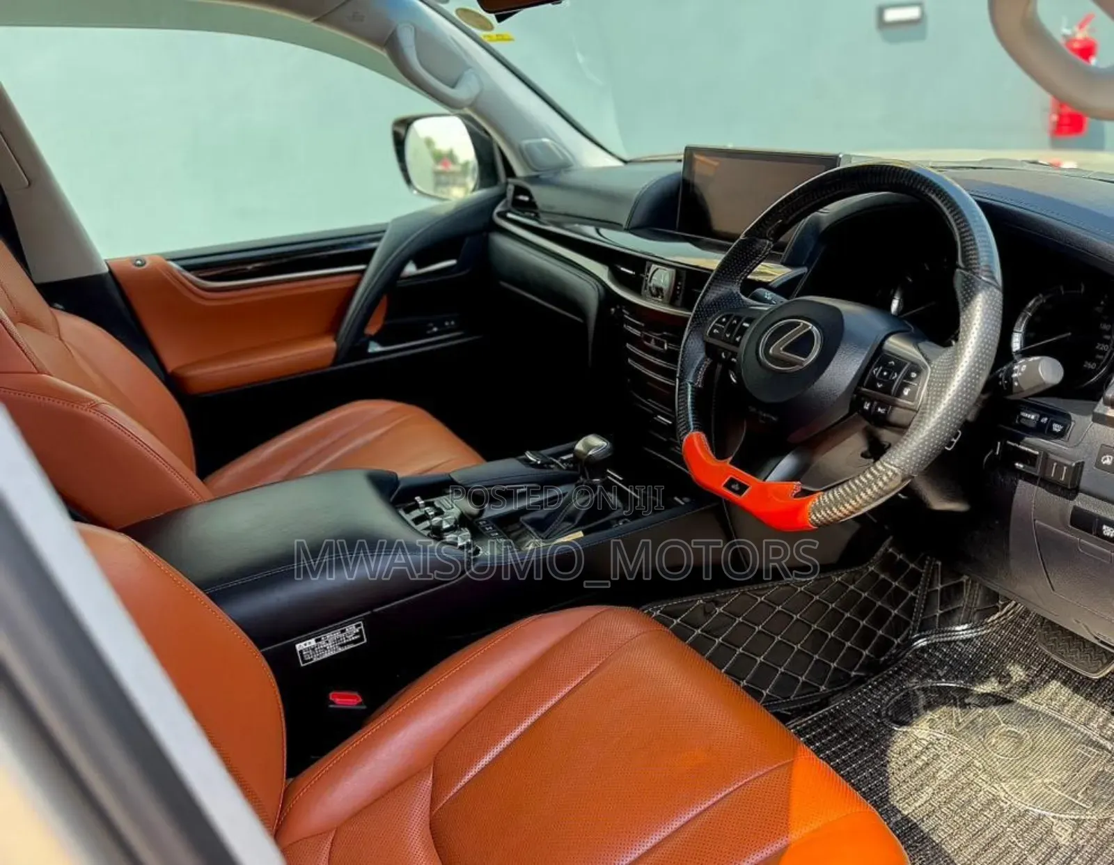 Lexus LX 2017 Gold