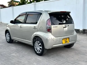 Toyota Passo 2005 Silver