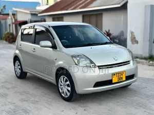Toyota Passo 2005 Silver