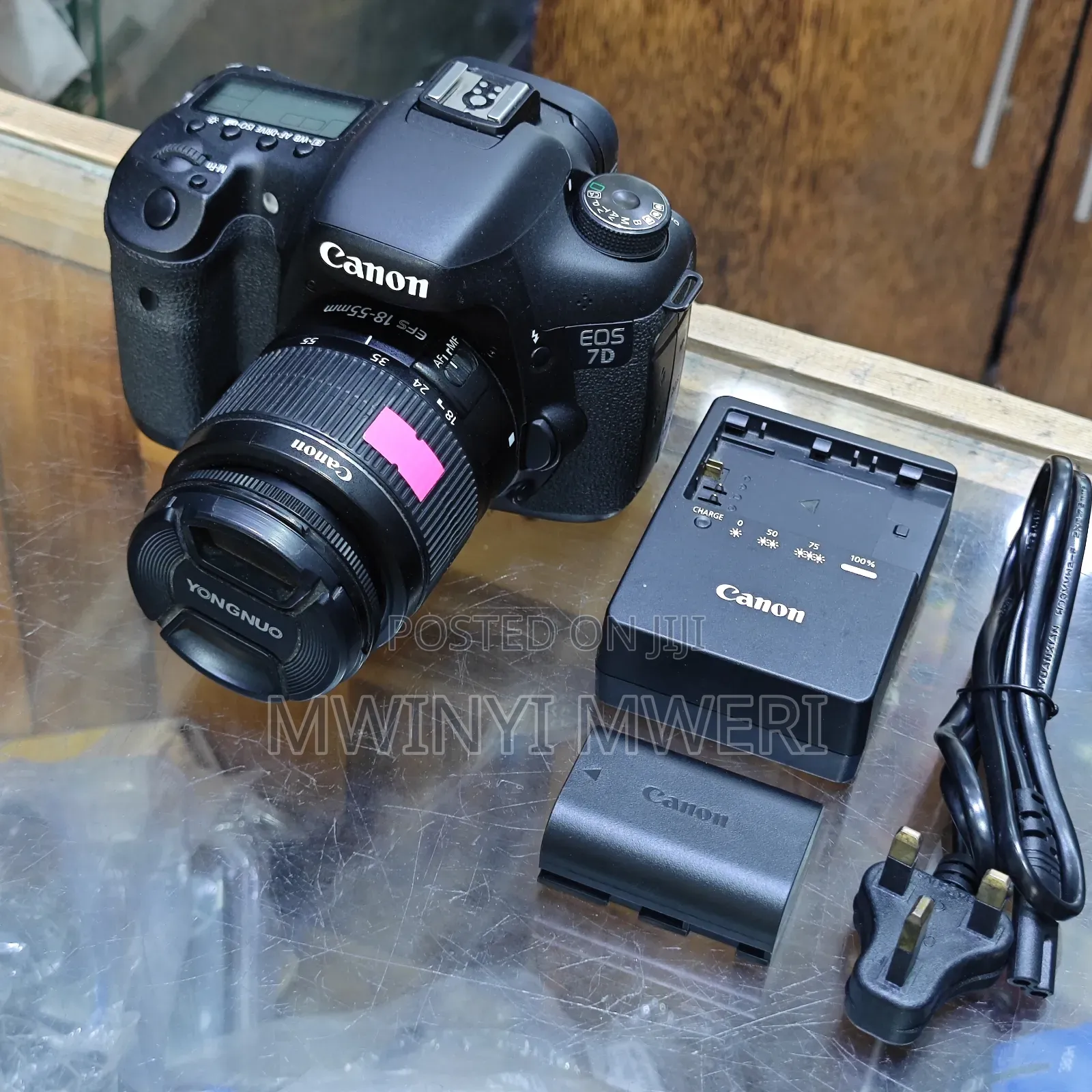 Canon Eos 7d DSLR Camera With 18-55mm Lens Kit
