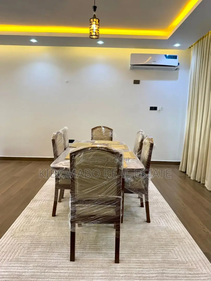 Furnished 5bdrm Townhouse / Terrace in Masaki for rent