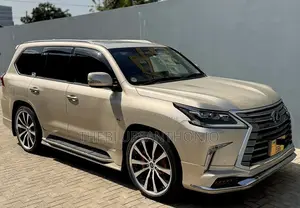 Lexus LX 2018 Gold