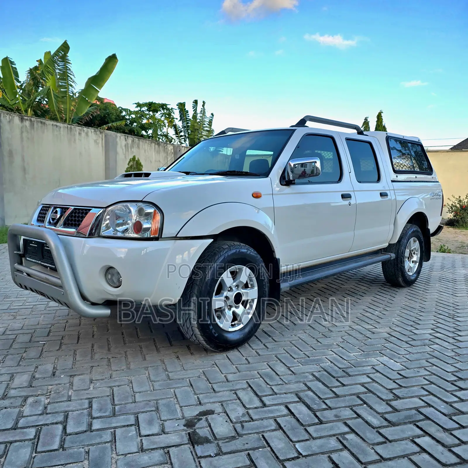 Nissan Hardbody 2018 White