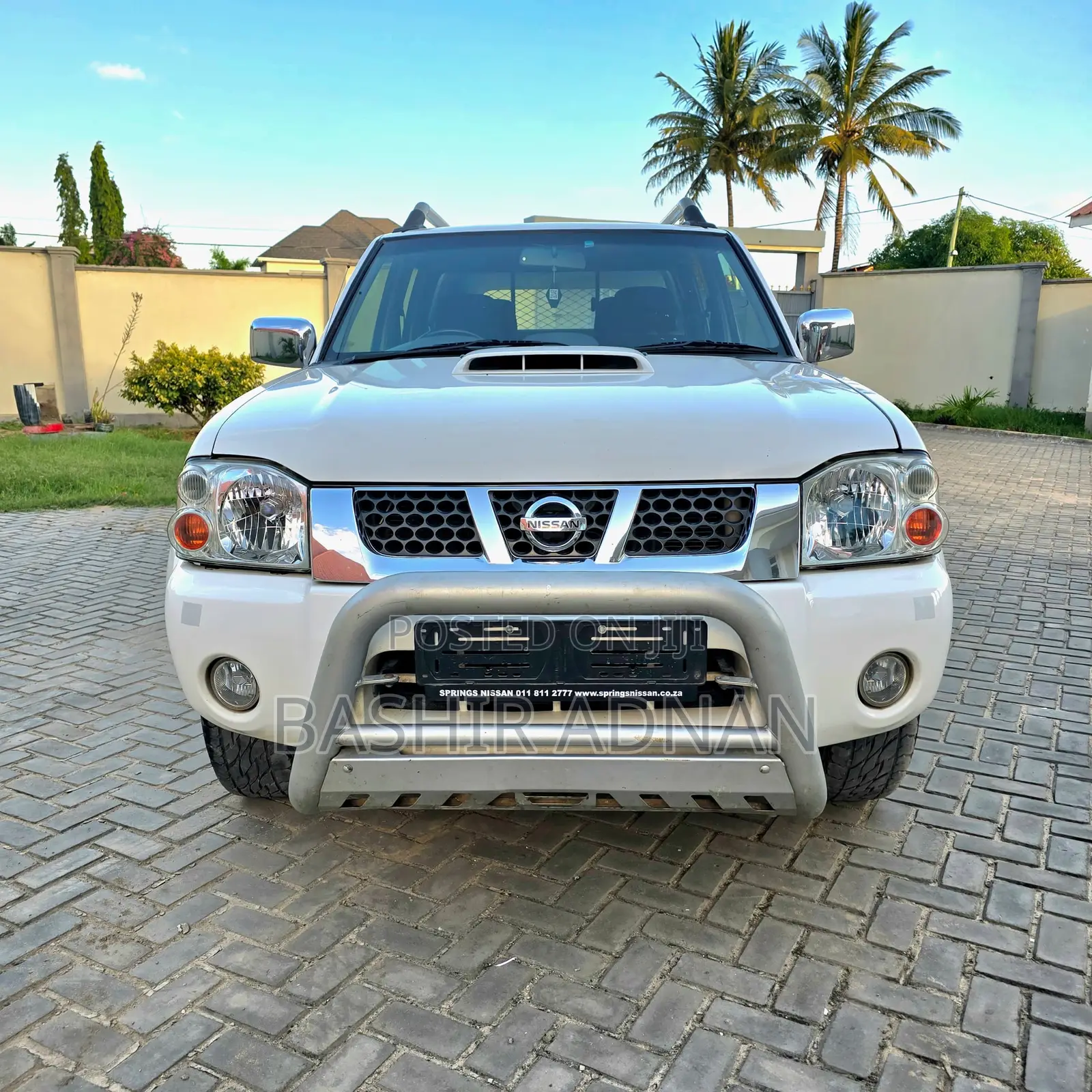 Nissan Hardbody 2018 White