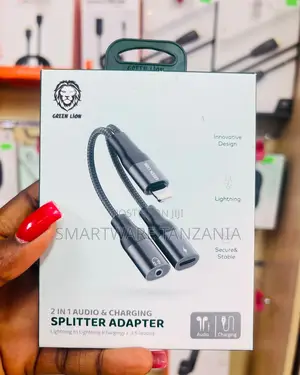 Green Lion Lightning Splitter - Audio Charging 2-in-1 Adapter