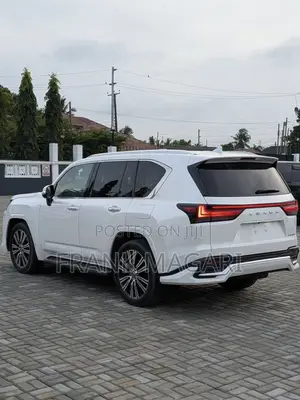 Lexus LX LX 600 2024 White