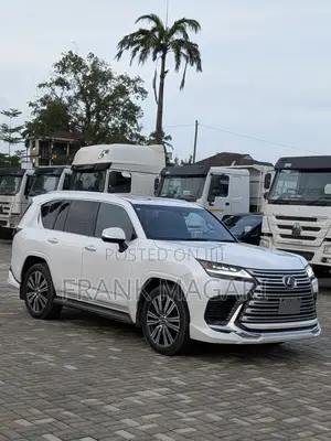 Lexus LX LX 600 2024 White