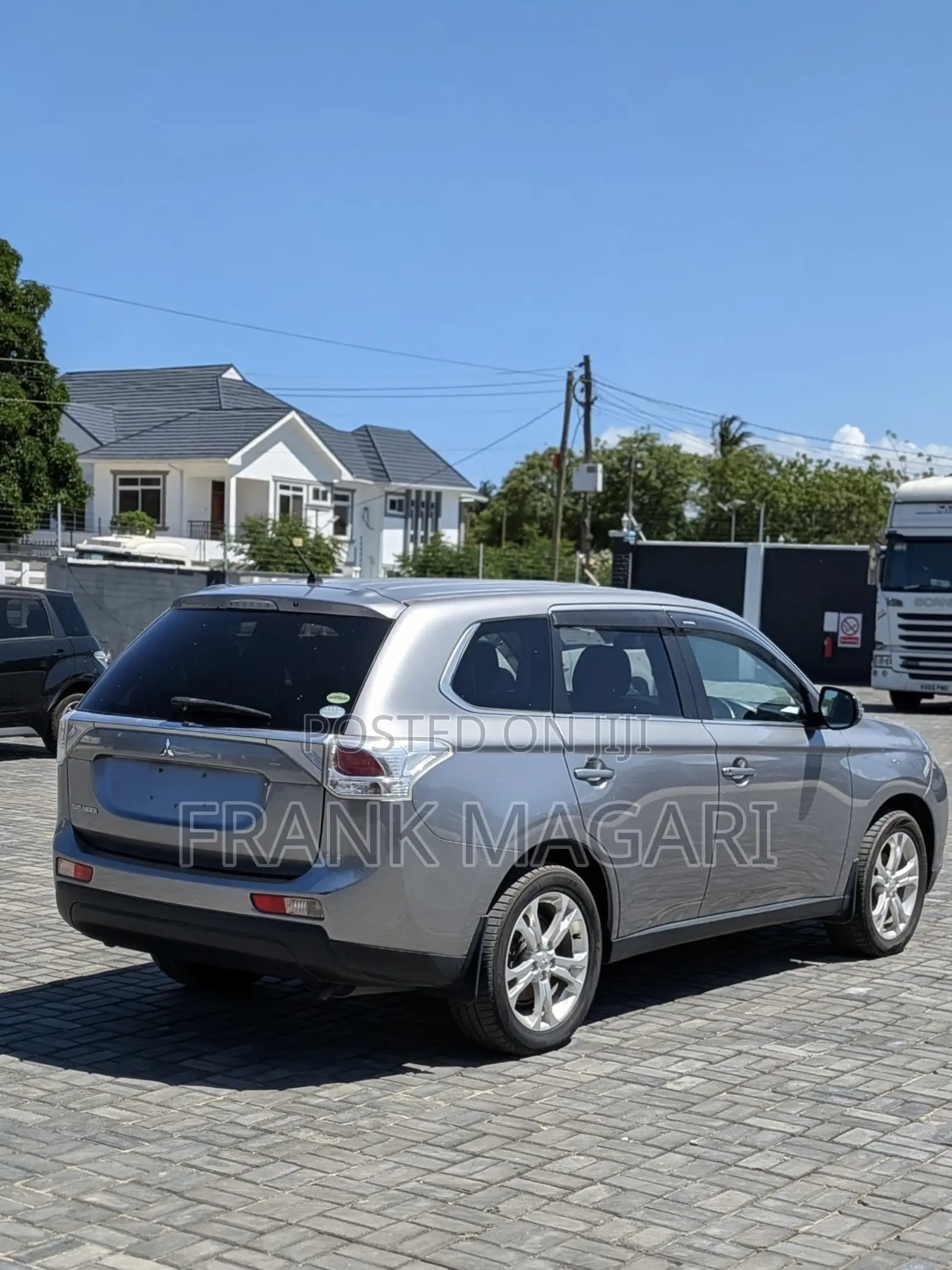 Mitsubishi Outlander 2012 Gray