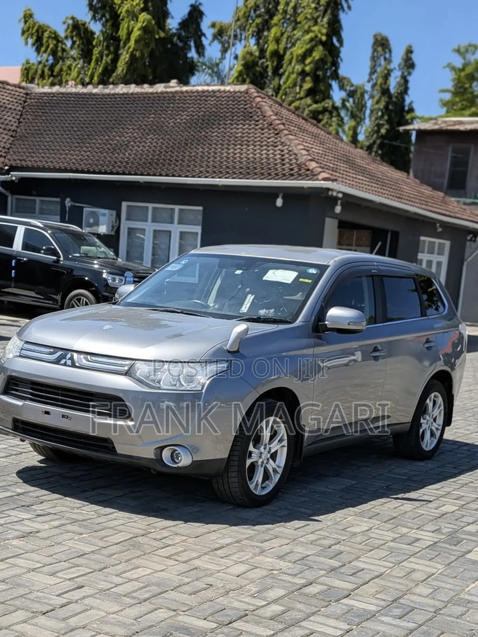 Mitsubishi Outlander 2012 Gray