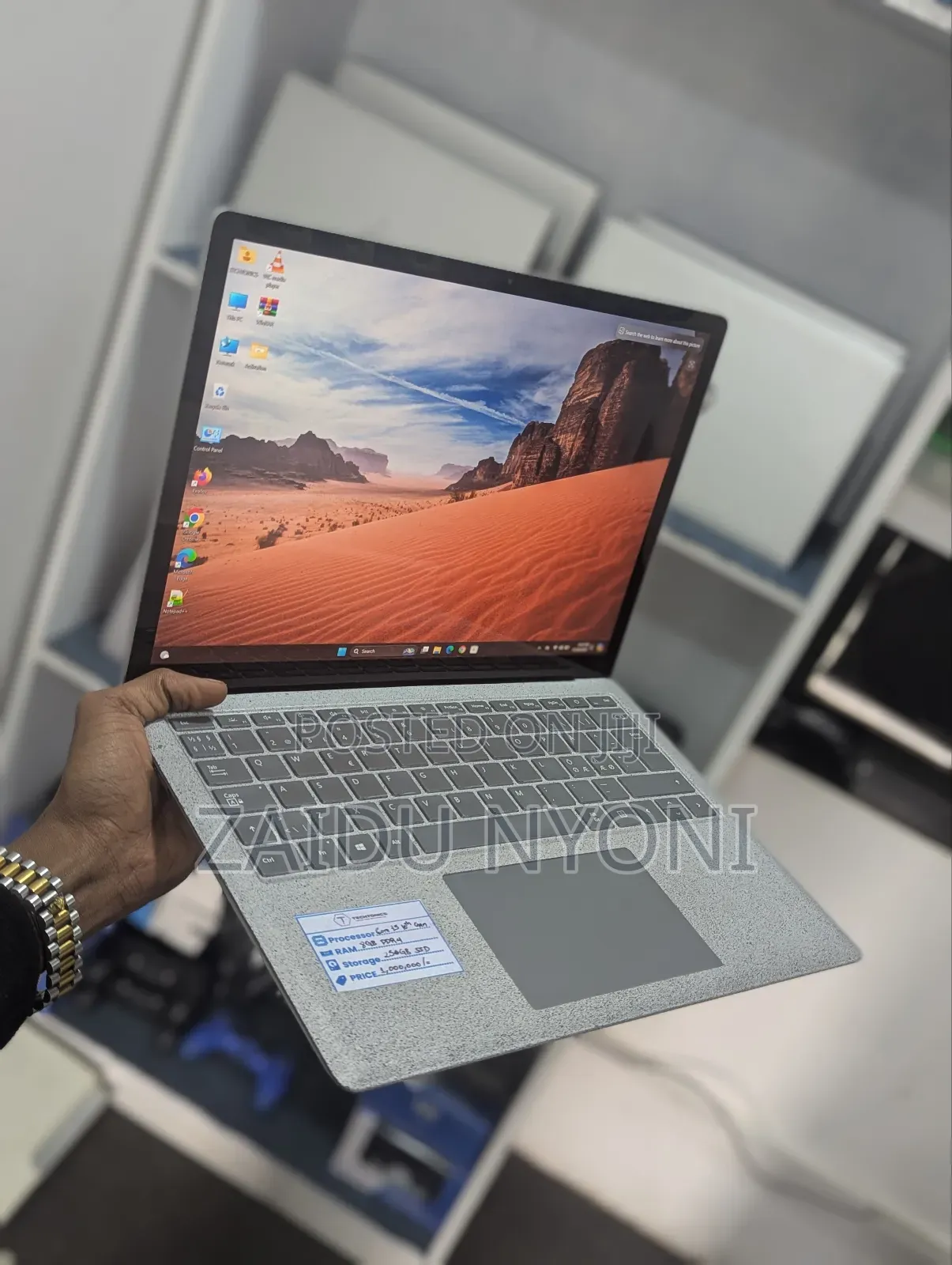New Laptop Microsoft Surface Laptop 3 8GB Intel Core I5 SSD 256GB