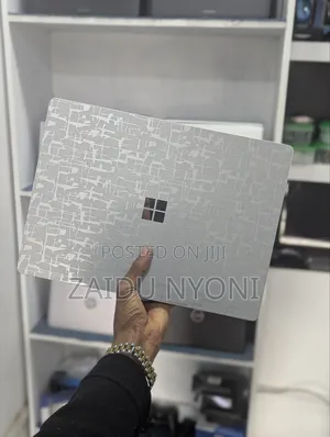 New Laptop Microsoft Surface Laptop 3 8GB Intel Core I5 SSD 256GB