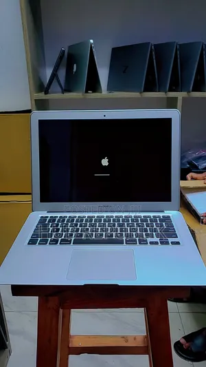 Laptop Apple MacBook Air 2017 8GB Intel Core I5 SSD 128GB