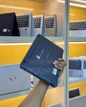 New Laptop Dell Latitude 3189 4GB Intel Pentium SSD 128GB