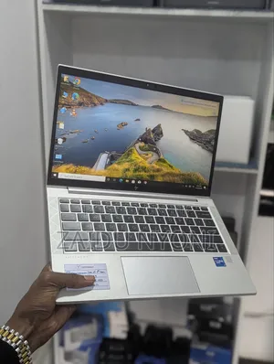 New Laptop HP EliteBook 840 G8 16GB Intel Core I7 SSD 512GB