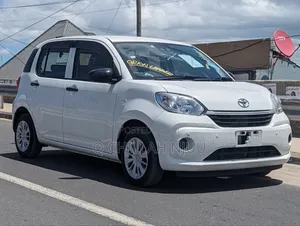 Toyota Passo 2020 White