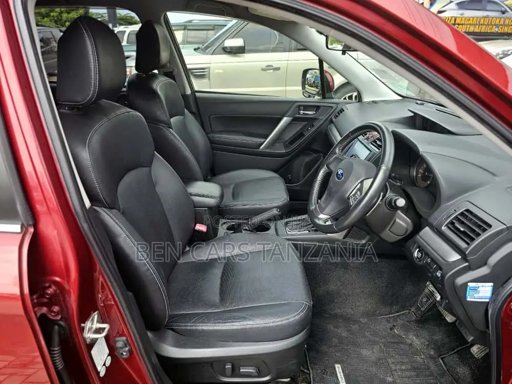 Subaru Forester 2013 Maroon