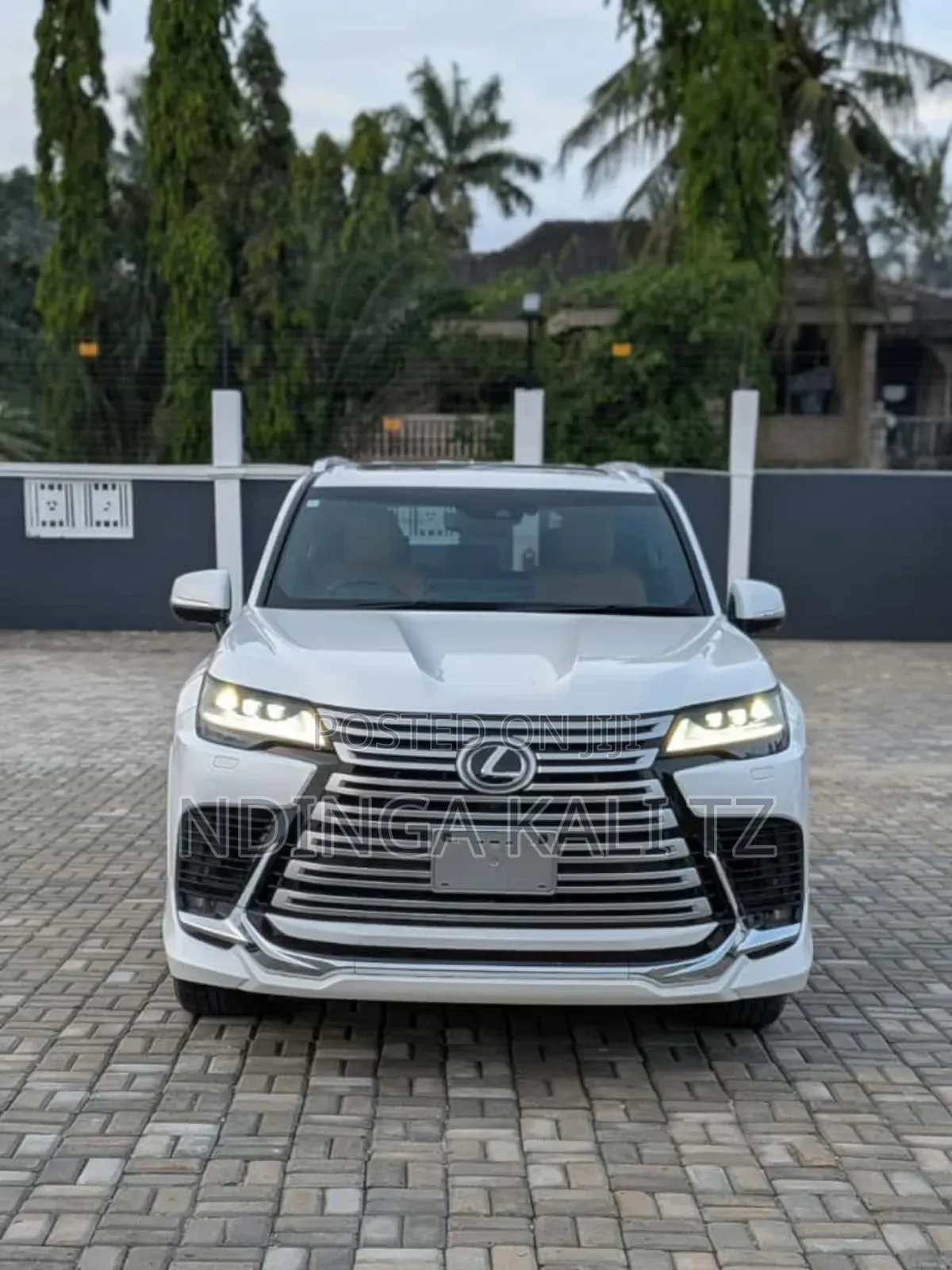 Toyota Land Cruiser 2024 White