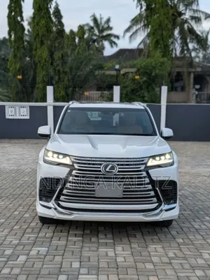 Toyota Land Cruiser 2024 White