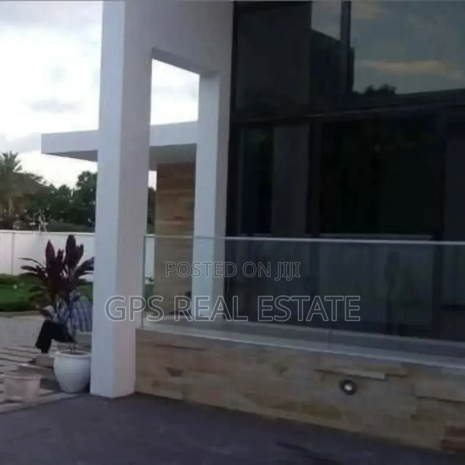 Furnished 5bdrm Bungalow in Masaki, Kinondoni for sale