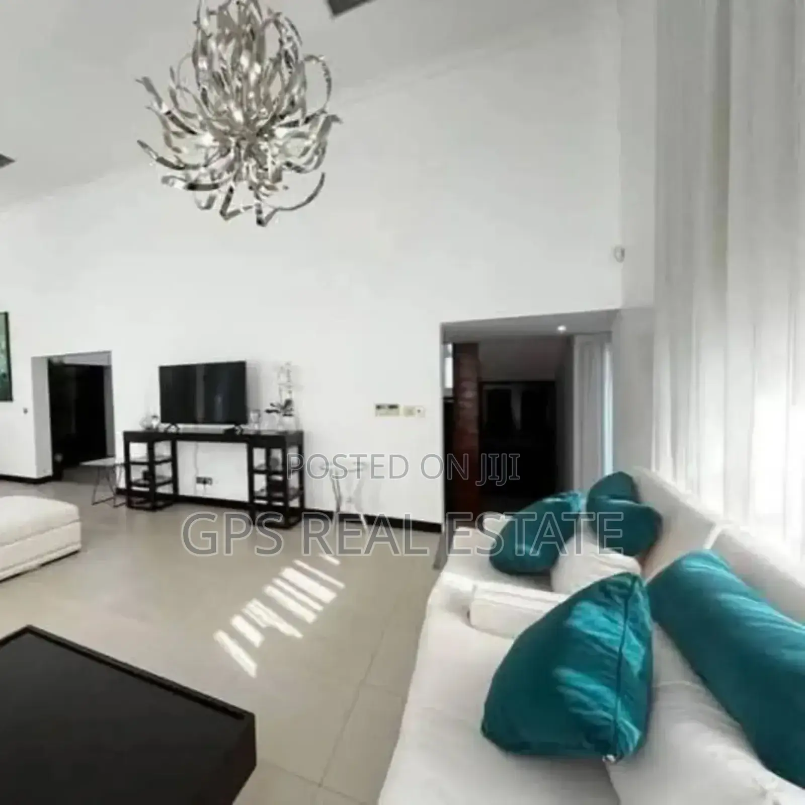 Furnished 5bdrm Bungalow in Masaki, Kinondoni for sale