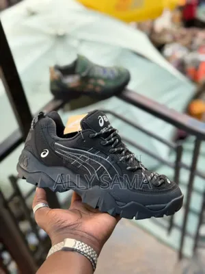 Men's Sneakers Esc New Brand Material Leather