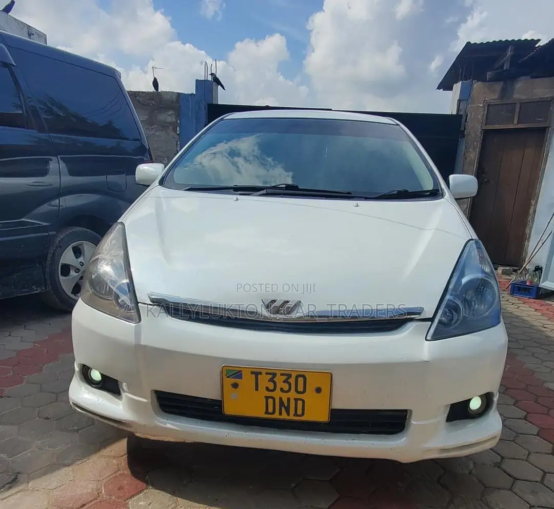 Toyota Wish 2005 White