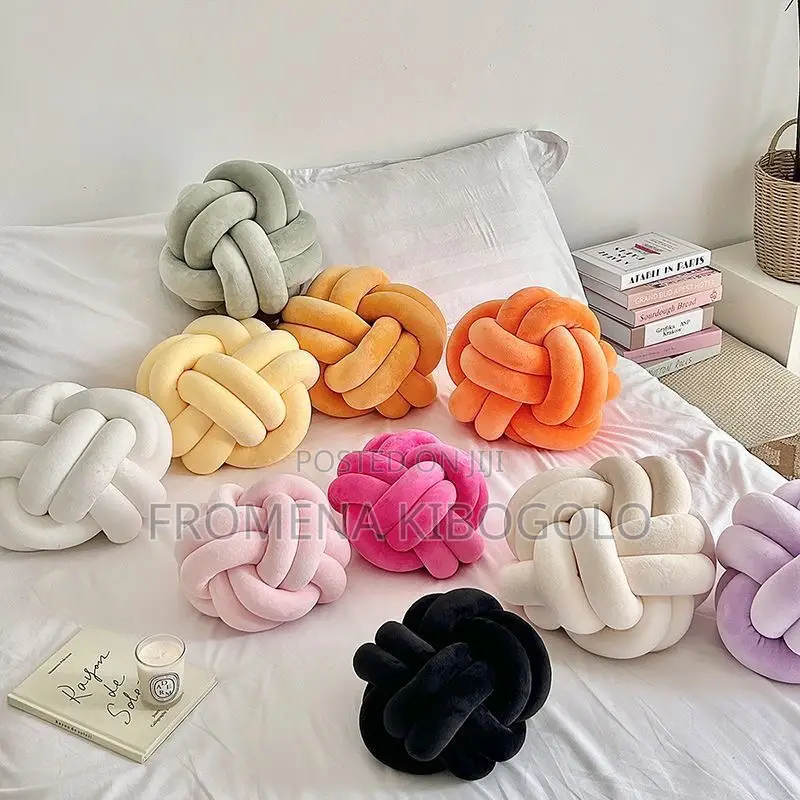 Knot Pillows