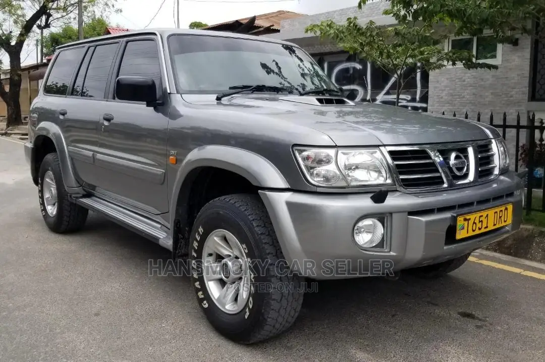 Nissan Patrol 2010 Gray
