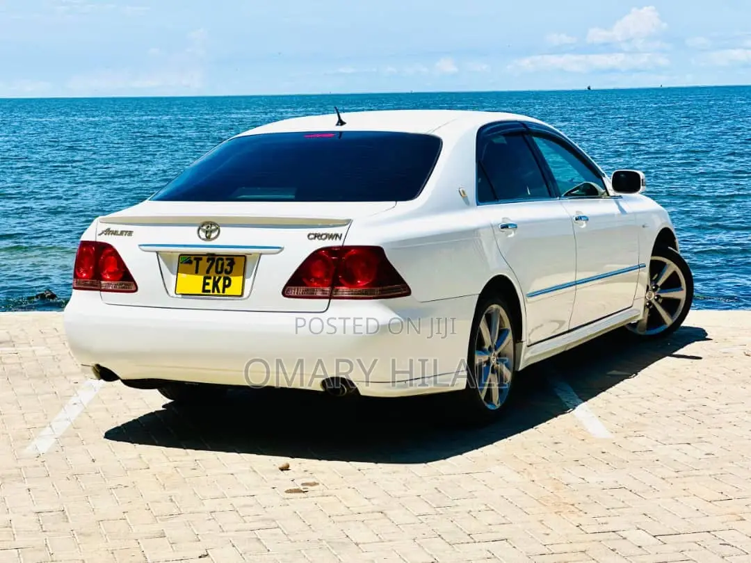 Toyota Crown 2007 Pearl