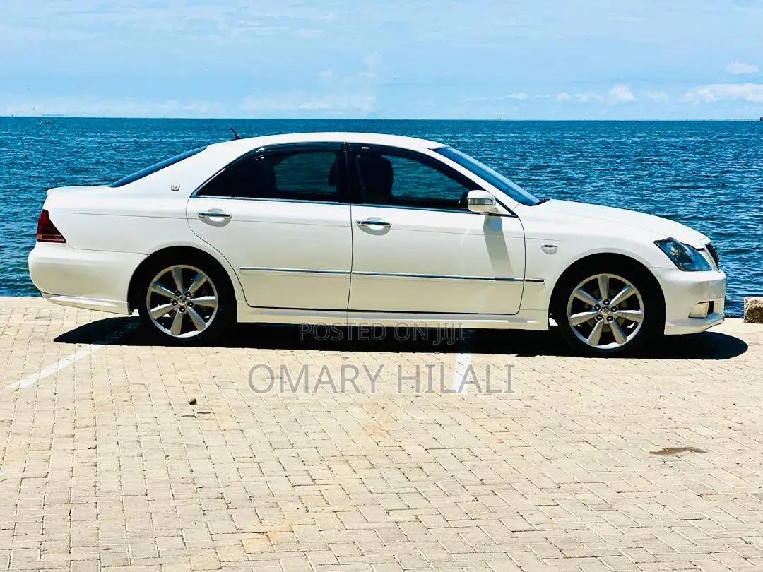 Toyota Crown 2007 Pearl