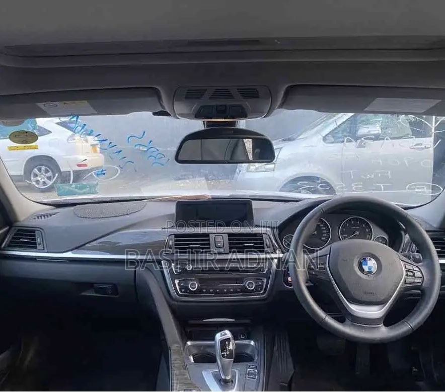 BMW 328i 2012 White