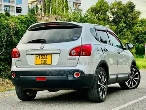 Nissan Dualis 2010 Silver