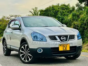 Nissan Dualis 2010 Silver