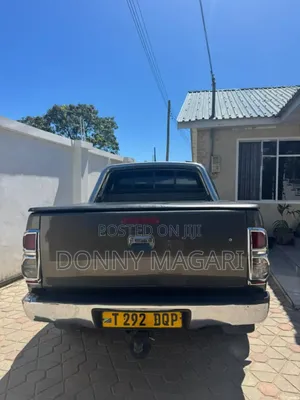 Toyota Hilux 2012 Green