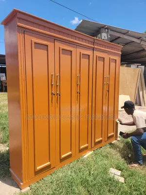 Kabati La Milango Mitano