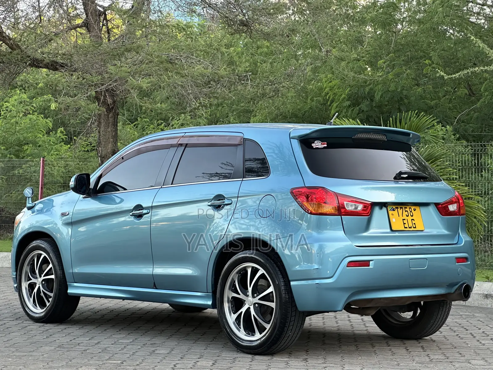 Mitsubishi RVR 2010 Blue