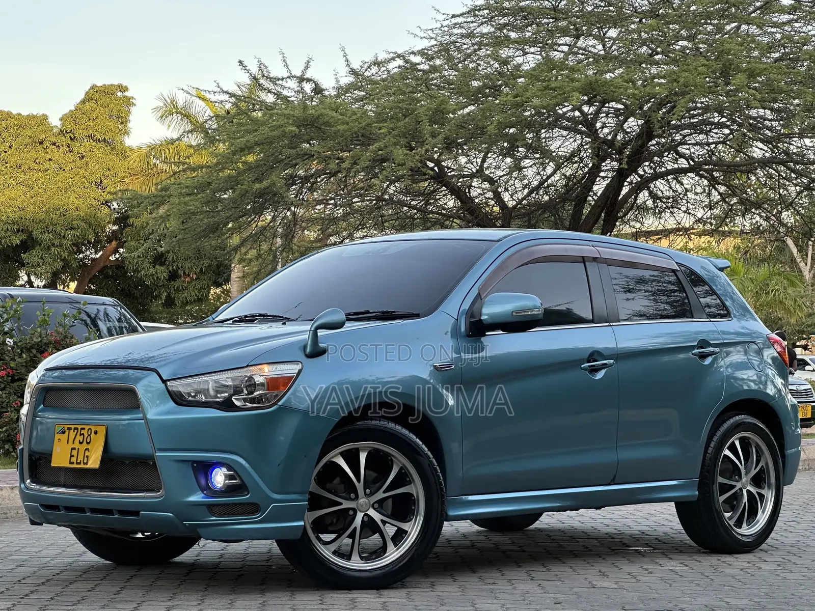 Mitsubishi RVR 2010 Blue