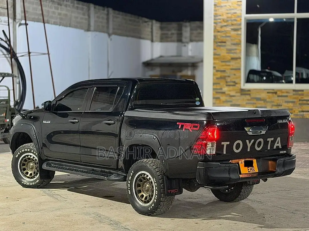 Toyota Hilux Revo Double Cab Deisel 2.8 AWD 2019 Black