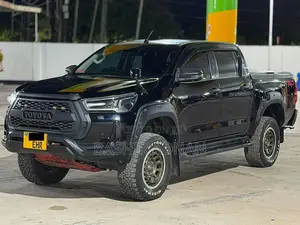 Toyota Hilux Revo Double Cab Deisel 2.8 AWD 2019 Black