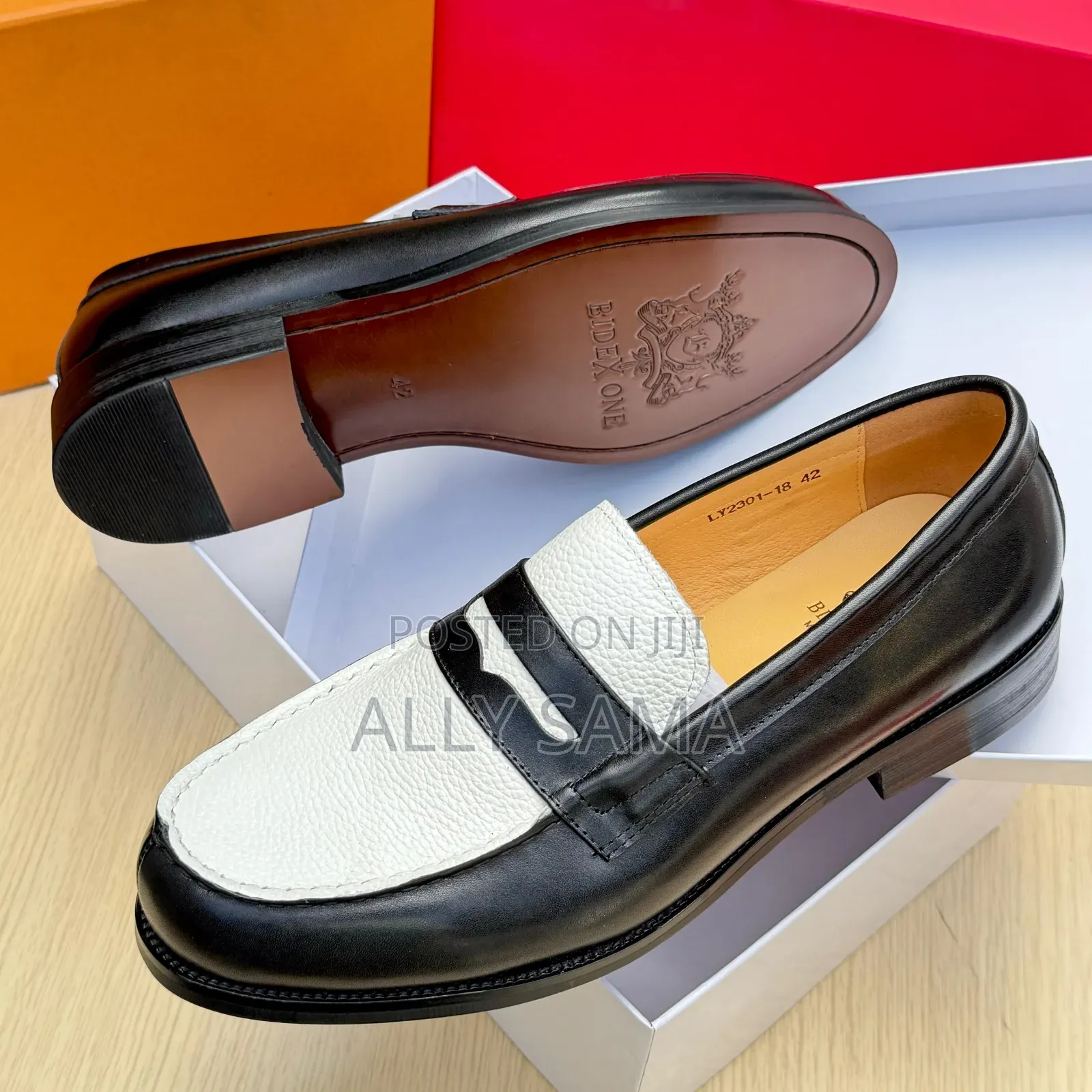 Men's Loafers Black White One Material Leather