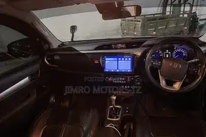 Toyota Hilux 2019 Black
