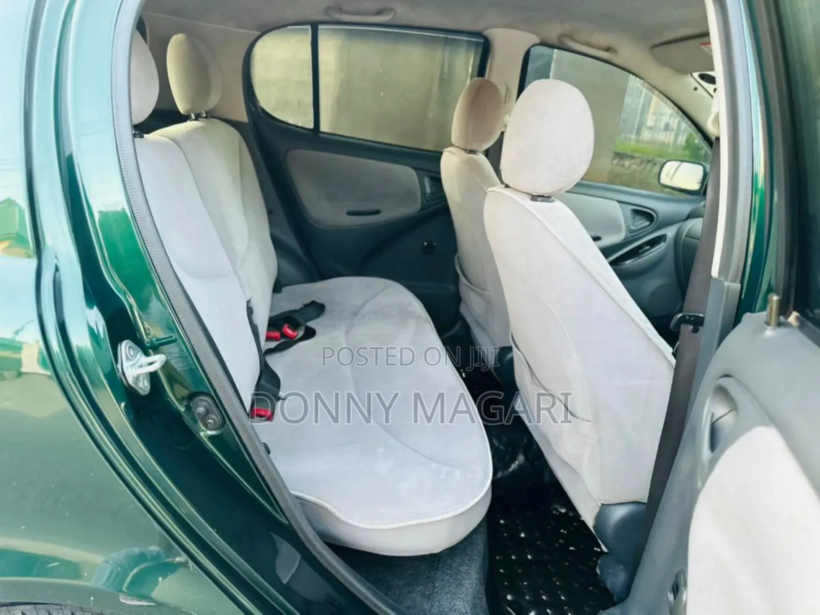 Toyota Vitz 2002 Green
