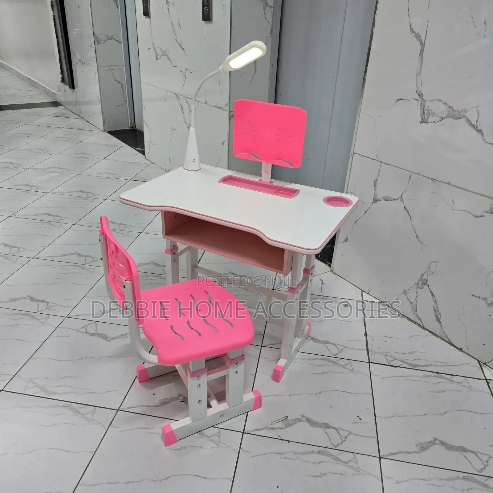 Kids' Adjustable Desk and Chair Set.+Light (3-15years)