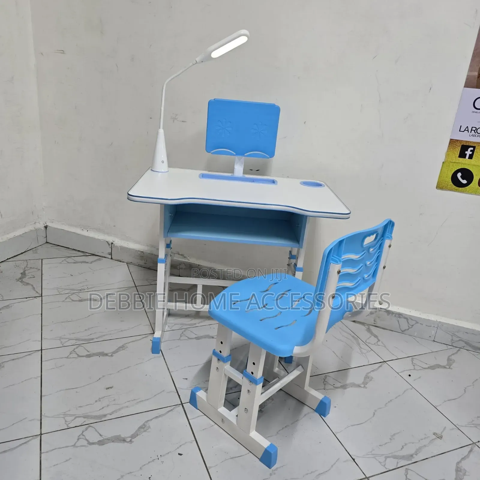 Kids' Adjustable Desk and Chair Set.+Light (3-15years)