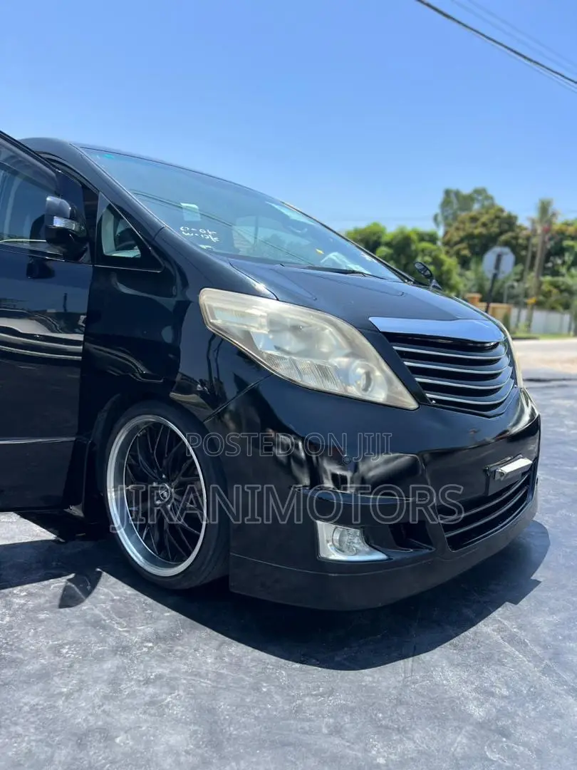 Toyota Alphard 2.4 Petrol FWD 2010 Black