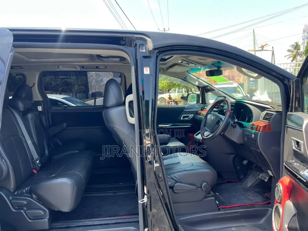 Toyota Alphard 2.4 Petrol FWD 2010 Black