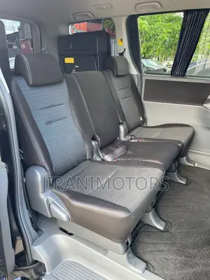 Toyota Voxy 2010 Black